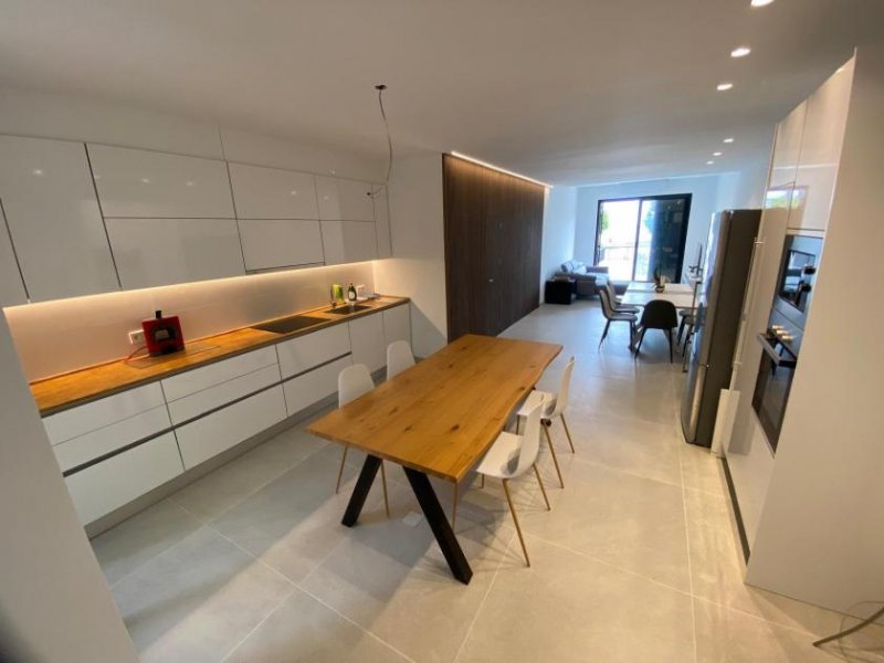 Porto Cristo Exklusive Luxus-Maisonette in erster Meereslinie von Porto Cristo mit privater Garage und atemberaubendem Meerblick Wohnung