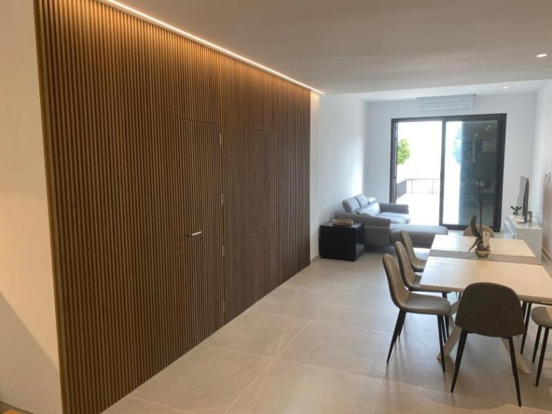 Porto Cristo Exklusive Luxus-Maisonette in erster Meereslinie von Porto Cristo mit privater Garage und atemberaubendem Meerblick Wohnung