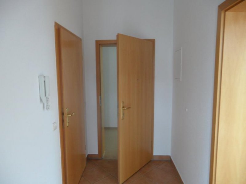 Zwickau Seniorengerechte 1,5-RW, BJ. 1994, Nähe Schwanenteich+Zentrum, Balkon, Lift, Stellplatz, vermietet Wohnung kaufen