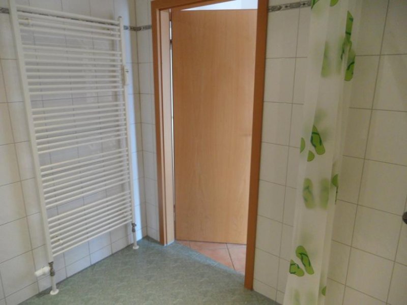 Zwickau Seniorengerechte 1,5-RW, BJ. 1994, Nähe Schwanenteich+Zentrum, Balkon, Lift, Stellplatz, vermietet Wohnung kaufen