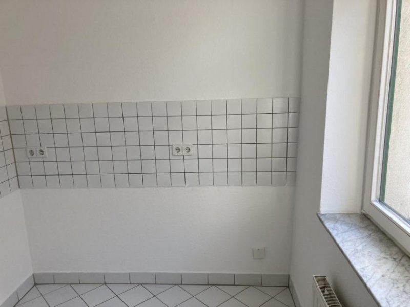 Zwickau Vermietete 3-Raum-Whg. mit Balkon in unmittelbarer Nähe zum Neumarkt! Wohnung kaufen