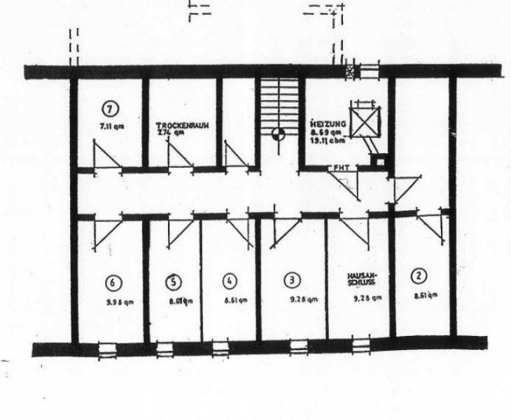 Zwickau Voll-vermietetes, denkmalgesch. MFH mit Gewerbe + 4 WE´s mit Balkonanlage in Zwickau! Haus kaufen