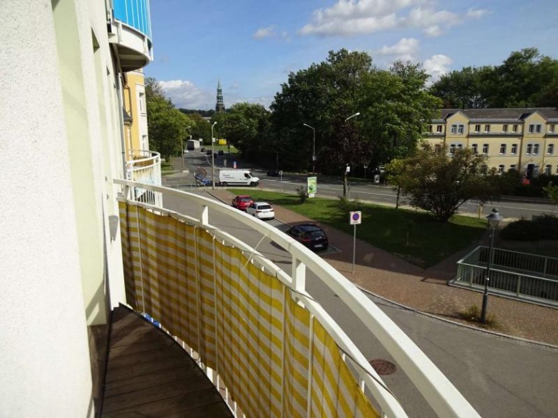 Zwickau Zentrumsnahe 1,5-Raum-Whg. mit neuwertiger EBK; Fahrstuhl / rollstuhlgerecht; Vermietet! Wohnung kaufen