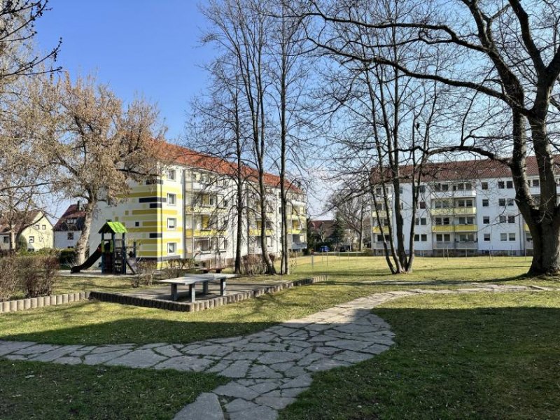 Zwickau 105 Garagen in Top-Lage von Zwickau-Weißenborn: Attraktives Investmentgrundstück Grundstück kaufen