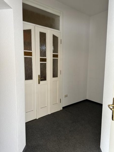 Zwickau Attraktive Gewerbeeinheit in Zwickau-Nordvorstadt! Gewerbe kaufen