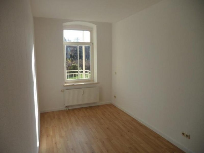 Zwickau Helle 2-Raum-Wohnung mit Südbalkon und Stellplatz! Vermietet! Wohnung kaufen