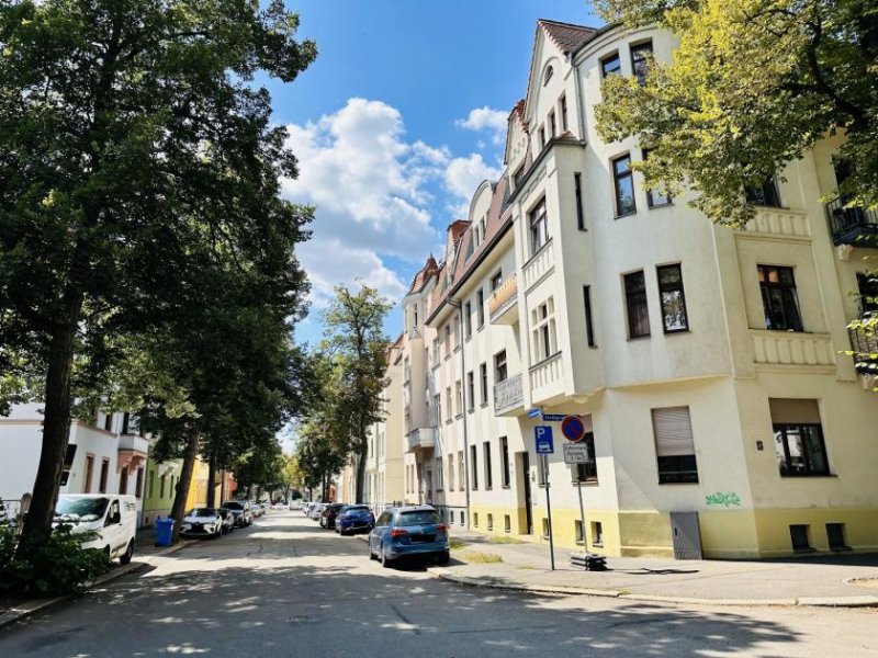 Zwickau Leerstehende 2-Raum Wohnung in attraktiver Lage! Kaufpreis verhandelbar Wohnung kaufen