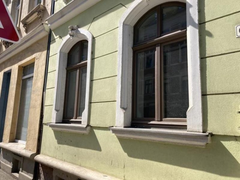 Zwickau Schöne 2-Raum-Wohnung im EG mit Laminat/Fliesen und Balkon! Vermietet! Wohnung kaufen