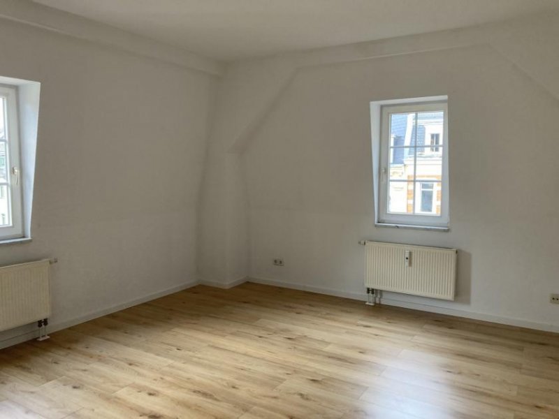 Zwickau Schöne 4-Raum-Maisonette mit 2 Bädern + Dachterrasse! Eigennutzung ist möglich! Wohnung kaufen