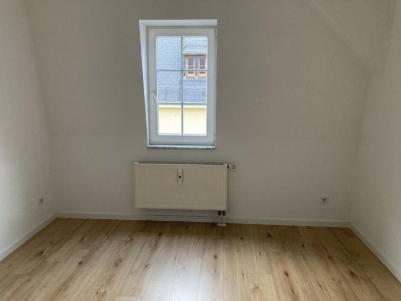 Zwickau Schöne 4-Raum-Maisonette mit 2 Bädern + Dachterrasse! Eigennutzung ist möglich! Wohnung kaufen
