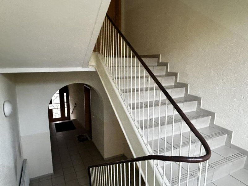 Zwickau Vermietete 2-Raumwohnung mit Balkon u. Tageslichtbad in Zwickau! Wohnung kaufen