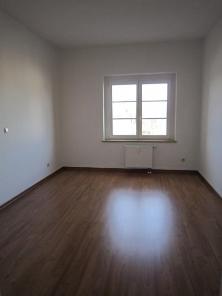 Zwickau Vermietete 2-Raumwohnung mit Balkon in Zwickau! Wohnung kaufen