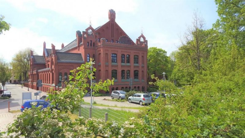 Zwickau Zentrumsnahe Zweiraumwohnung mit Balkon u. Stellplatz! Vermietet! Wohnung kaufen