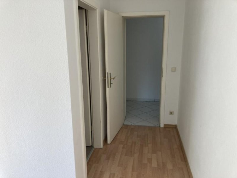 Zwickau 2-Raumwohnung mit Stellplatz und Balkon in Marienthal Nähe HBK! Wohnung kaufen