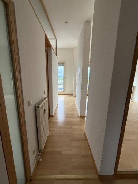 Zwickau Moderne 2-Raum-Wohnung mit großer Dachterrasse und TG-Stellplatz! Vermietet! Wohnung kaufen
