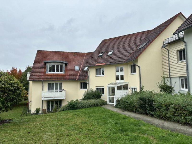 Zwickau 2-Raumwohnung mit Balkon und Stpl. in ruhiger Lage! Zwickau-Cainsdorf! Frei ab 1.10.26 Wohnung kaufen