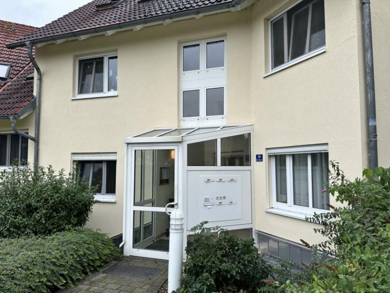 Zwickau Vermietete 2-Raumwohnung mit Balkon und Stpl. in ruhiger Lage! Zwickau-Cainsdorf! Wohnung kaufen