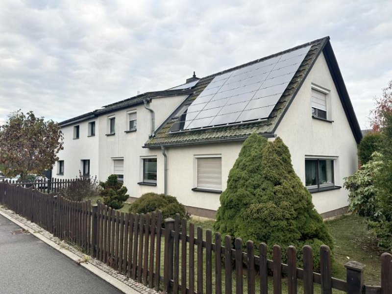 Zwickau DHH in begehrter Lage, modernes + energieeffizientes Heizkonzept, großes Grundstück mit Sauna + Pool Haus kaufen