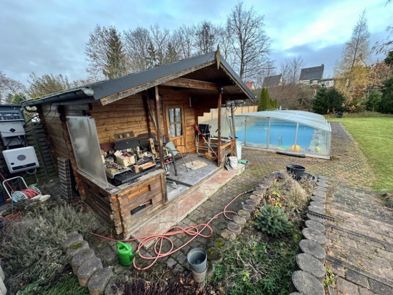 Zwickau DHH in begehrter Lage, modernes + energieeffizientes Heizkonzept, großes Grundstück mit Sauna + Pool Haus kaufen