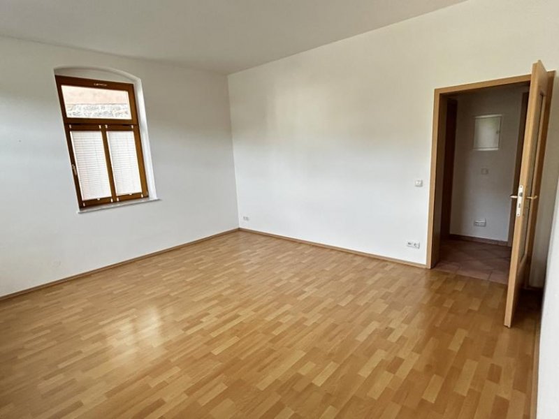 Kirchberg Leerstehende, helle 2-Raumwohnung mit EBK in Kirchberg! Denkmalschutz! Wohnung kaufen