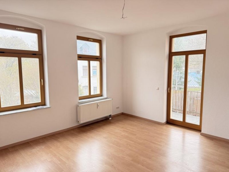 Kirchberg Modernisierte 2-Raum-Wohnung mit Balkon! Denkmalschutz! Leerstehend! Wohnung kaufen