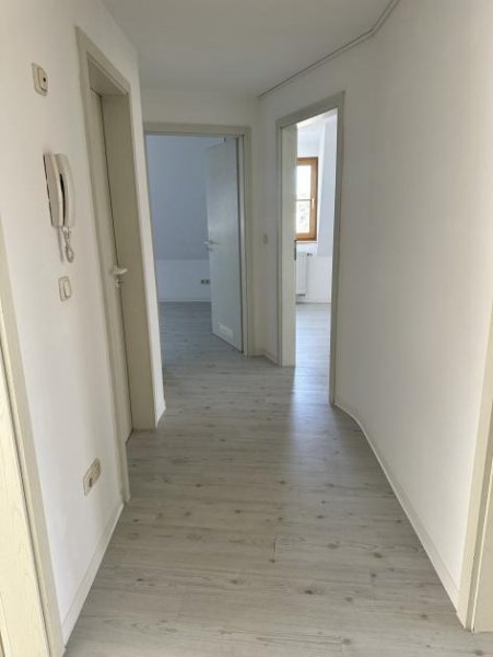 Auerbach/Vogtland Helle 3-Raumwhg. (opt. 4 Raum) mit 2 Stpl. & Tageslichtbad in Auerbach/V.! Wohnung kaufen