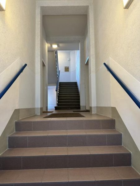 Auerbach/Vogtland Helle 3-Raumwhg. (opt. 4 Raum) mit Stpl. & Tageslichtbad in Auerbach/V.! Wohnung kaufen