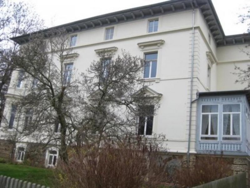 Werdau Topsaniertes und vollvermietetes Renditeobjekt in guter Lage mit Park, Garagen und Stellplätzen! Haus kaufen