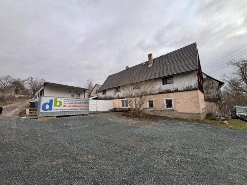 Langenbernsdorf Einzigartiges Anwesen mit Wohnhaus, Gewerbeflächen, Ferienwohnungen und großem Naturareal! Haus kaufen