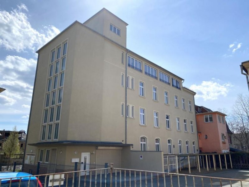 Reichenbach im Vogtland Ehemalige Kreispoliklinik bzw. Ärztehaus mit Patientenfahrstuhl in zentraler Lage Gewerbe kaufen