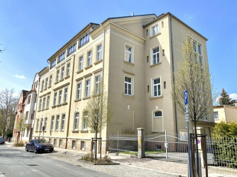 Reichenbach im Vogtland Ehemalige Kreispoliklinik bzw. Ärztehaus mit Patientenfahrstuhl in zentraler Lage Gewerbe kaufen