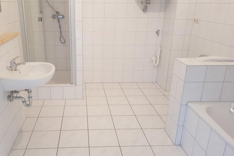 Plauen 3127 - Repräsentative 2-Zimmer-Wohnung mit Balkon in Plauen Wohnung kaufen