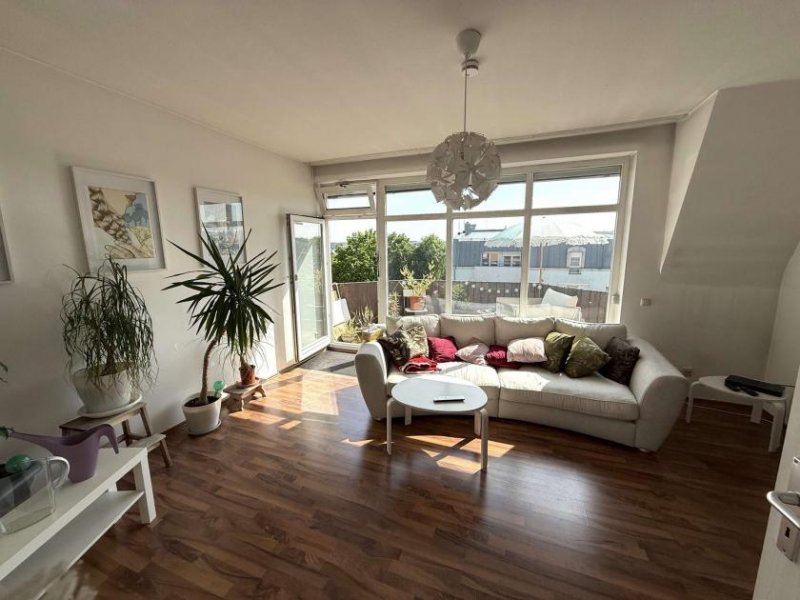 Plauen Repräsentative 2-Zimmer-Wohnung mit Balkon in Plauen Wohnung kaufen