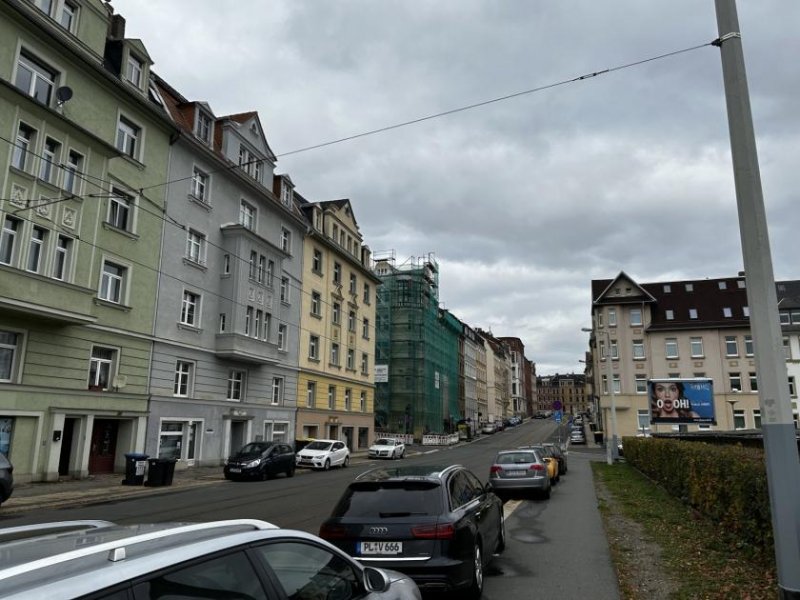 Plauen Geräumige, helle 2-Raum-Whg. im EG mit Balkon, Einbauküche und TV im Kochbereich, vermietet! Wohnung kaufen