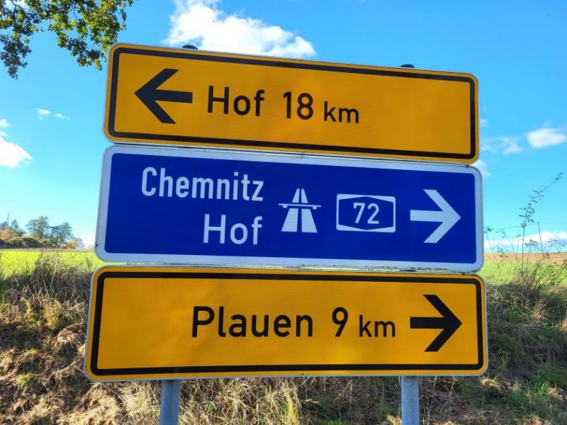 Oelsnitz/Vogtland 3143 - 8.000 m² Grundstück an der A 72 Pirk/ Weischlitz Grundstück kaufen