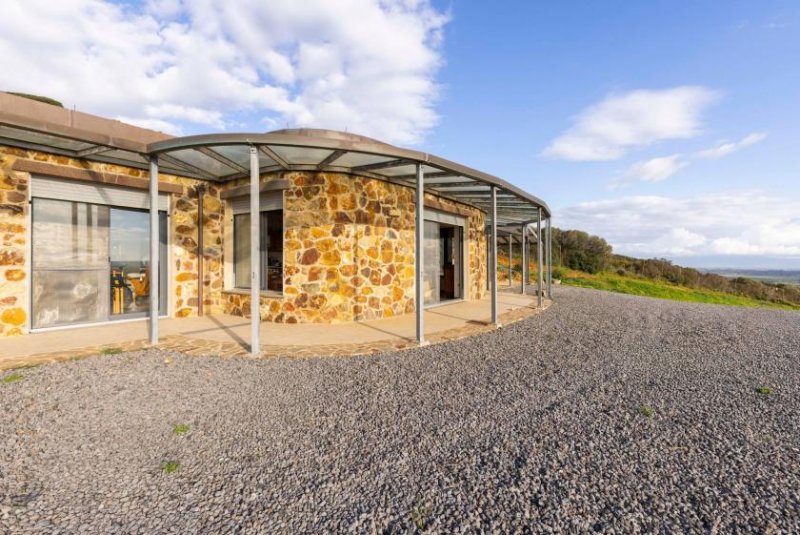 Narbolia Eine aus der Landschaft gebohrene Architektur! Nahe Capo Mannu Haus kaufen