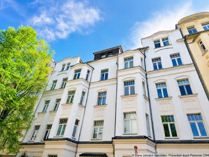 Chemnitz Lichtdurchflutete Wohnung im Dachgeschoss mit hohen Decken, Lift, großer Terrasse und TG Wohnung kaufen