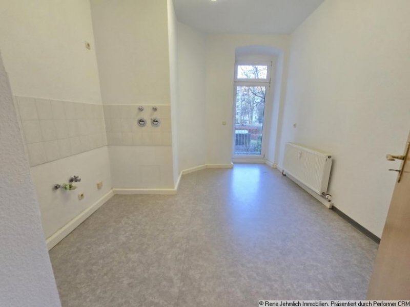 Chemnitz Zentral gelegenes Büro im beliebten Kaßberg: Erdgeschoss, drei Zimmer, Balkon und Stauraum Gewerbe kaufen