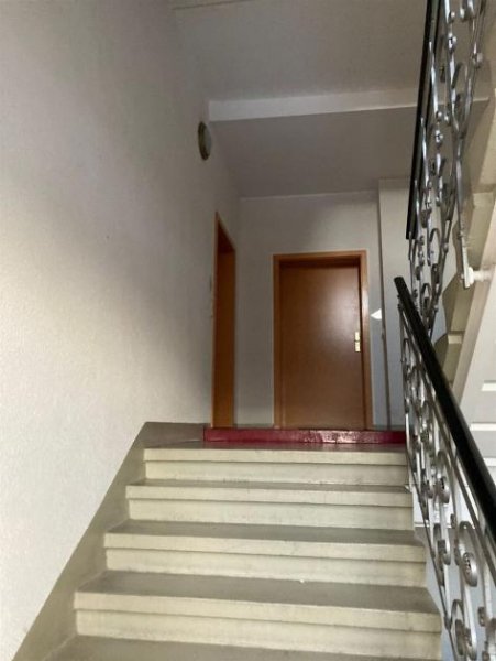 Chemnitz Gemütliche und vermietete 1-Zi. mit Laminat und Dusche in sehr guter Lage! Wohnung kaufen