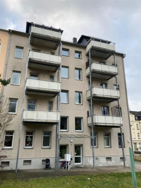 Chemnitz Vollvermietetes und TOP saniertes MFH mit Balkonen und extra Garagengrundstück in guter Lage Gewerbe kaufen