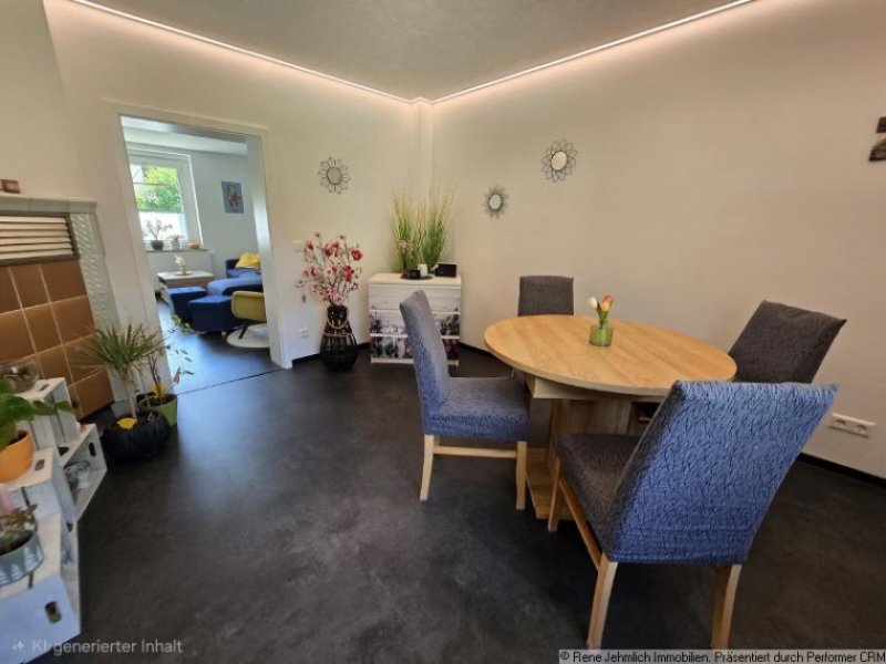 Chemnitz In 2021 modernisierte Doppelhaushälfte mit großem Garten, Kamin, Terrasse und Ausbaureserve Haus kaufen