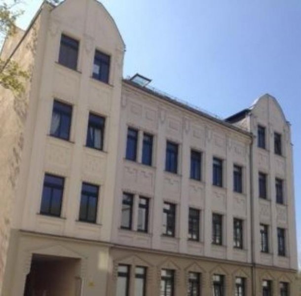 Chemnitz Günstige und vermietete 3-Zimmer mit Wanne, Stellplatz, Balkon und Laminat in guter Lage! Wohnung kaufen