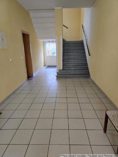 Chemnitz Solides Mehrfamilienhaus mit gepflegter Substanz und stabiler Vermietbarkeit in ruhiger Lage Haus kaufen