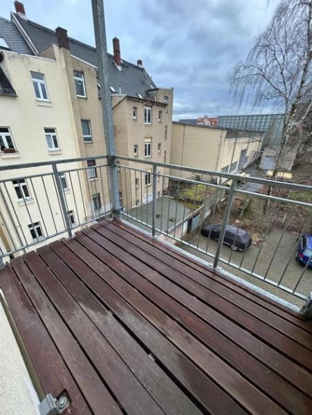 Chemnitz Vollvermietetes und großes MFH mit Balkonen und Stellplätzen in guter und ruhiger Lage! Haus kaufen