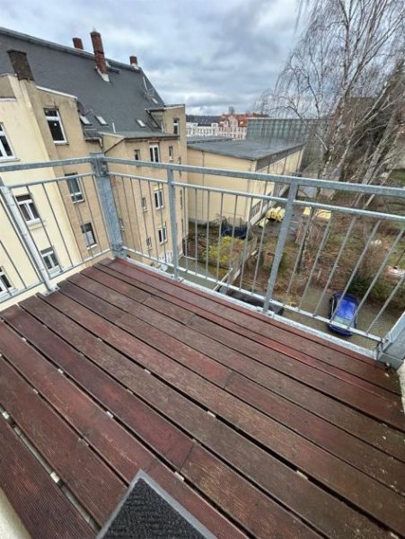 Chemnitz Vollvermietetes und großes MFH mit Balkonen und Stellplätzen in guter und ruhiger Lage! Haus kaufen