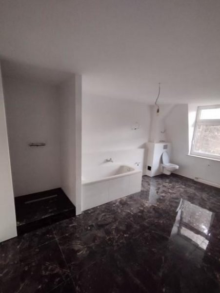 Chemnitz Großes MFH mit viel Potential in guter und ruhiger Lage! Haus kaufen