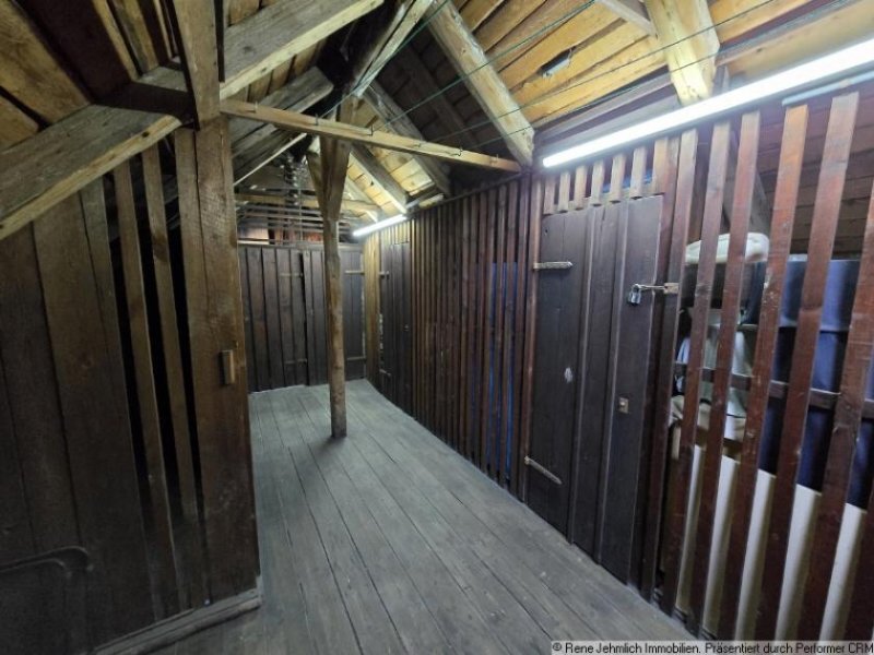 Limbach-Oberfrohna MFH in Limbach-Oberfrohna – Kaufoption zum Nachbargrundstück Haus kaufen