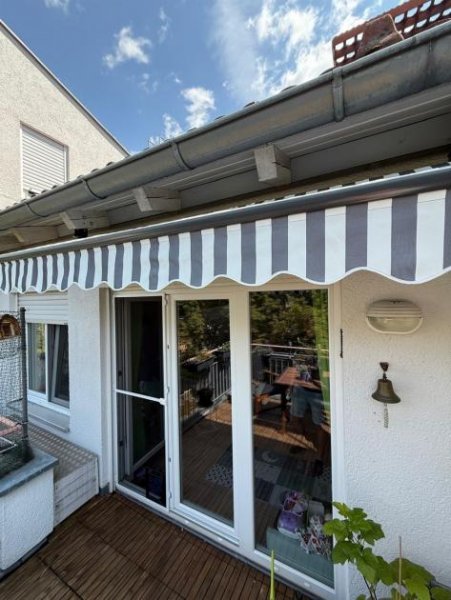 Hartmannsdorf (Landkreis Mittelsachsen) Neumodernisierte DG 4,5-Zi. mit Dachterrasse, EBK und Tiefgarage in ruhiger & gehobener Lage Wohnung kaufen