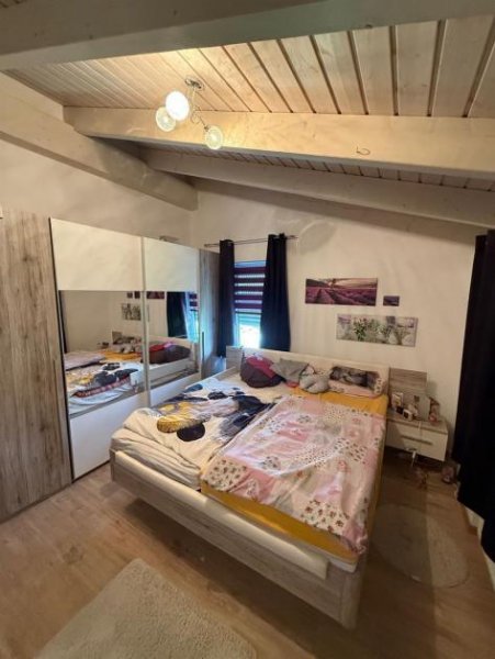 Hartmannsdorf (Landkreis Mittelsachsen) Neumodernisierte DG 4,5-Zi. mit Dachterrasse, EBK und Tiefgarage in ruhiger & gehobener Lage Wohnung kaufen