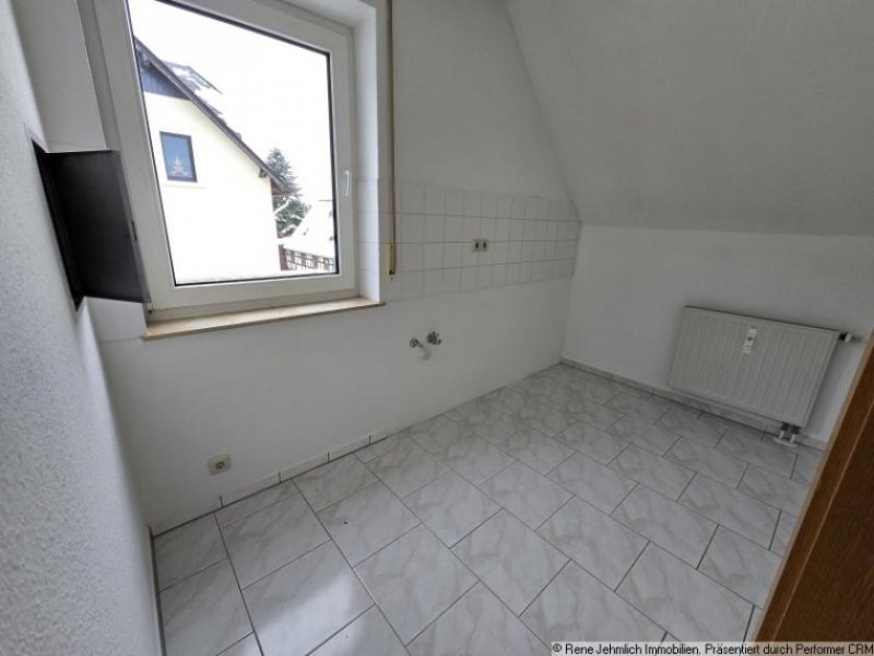 Burkhardtsdorf Charmante Dachgeschosswohnung mit Balkon, Galerie und besonderem Wohngefühl Wohnung kaufen